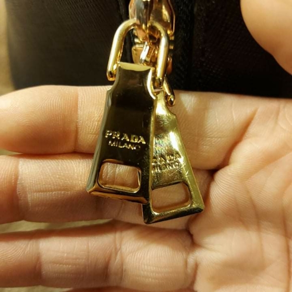 Prada Saffiano Lux Nero - Picture 4 of 10